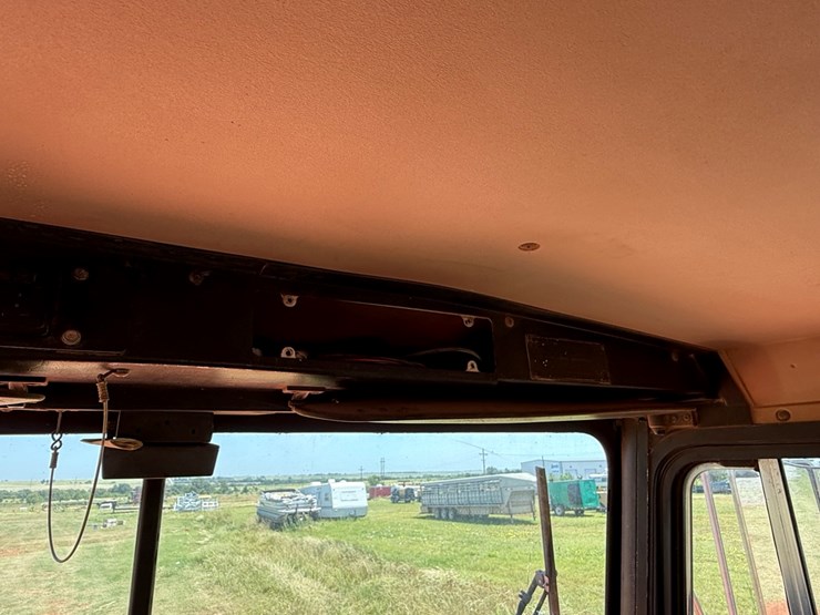 1990-kenworth-t400-image-21