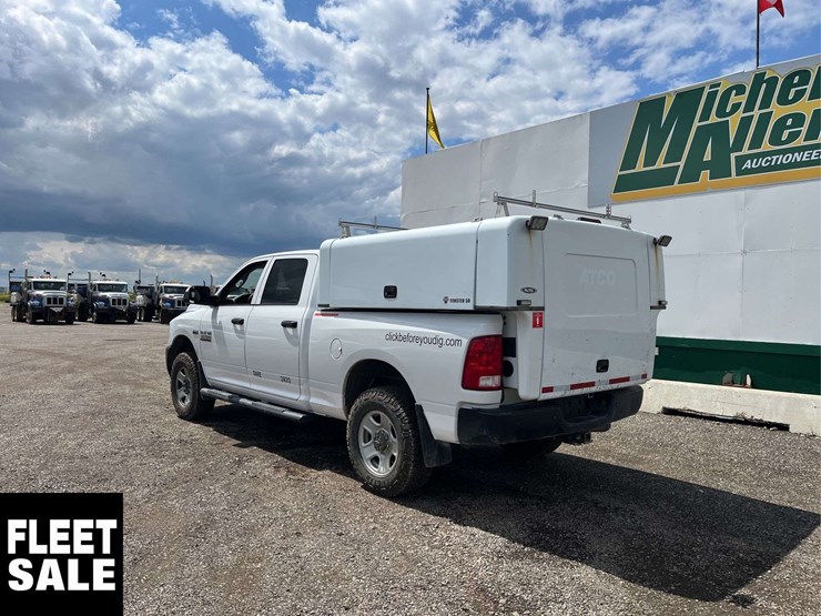 2016-ram-tradesman-image-2
