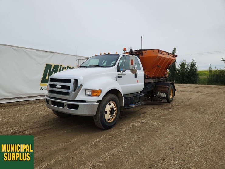 2008-ford-f750-image-1