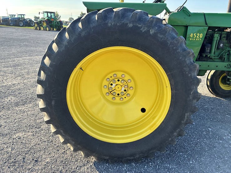 1969-john-deere-4520-image-50