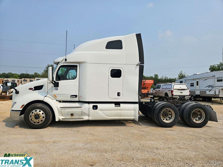2020-peterbilt-579-image-4