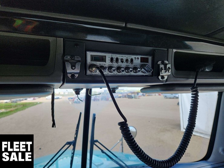 2014-kenworth-t660-image-15