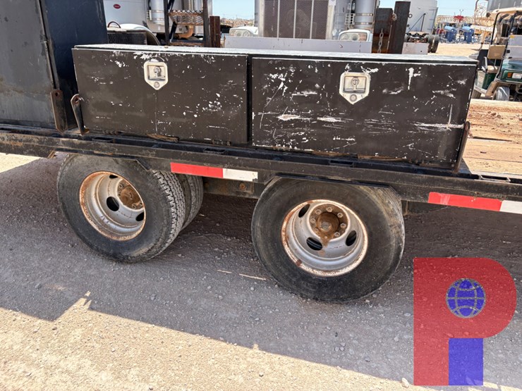 2012-big-tex-26’-x-102”-t/a-gooseneck-tool-transport-trailer-image-4