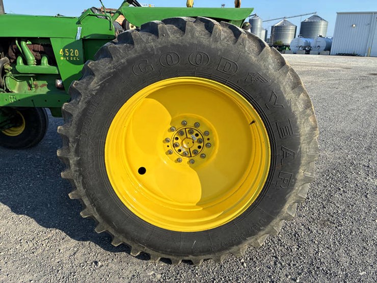 1969-john-deere-4520-image-45