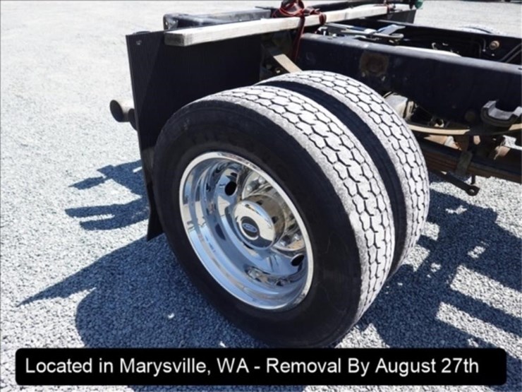 2014-ford-f550-image-22
