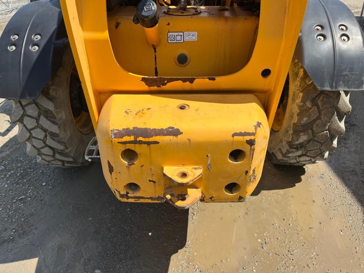 2015-jcb-507-42-image-17