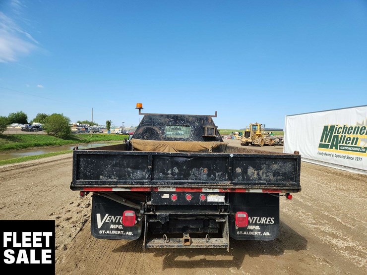2004-ford-f350-image-14