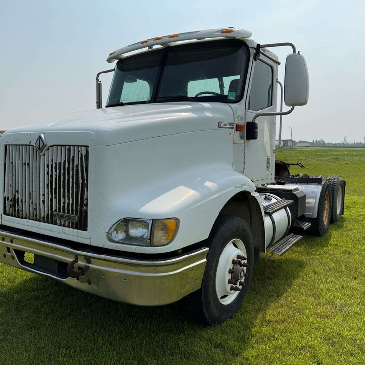 2000 INTERNATIONAL 9100