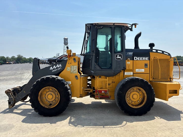 2018-john-deere-2018-image-8