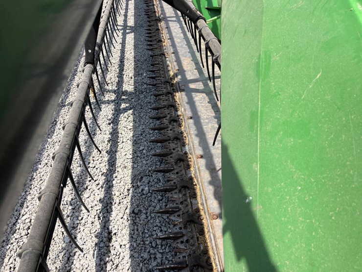 2009-john-deere-630f-image-4