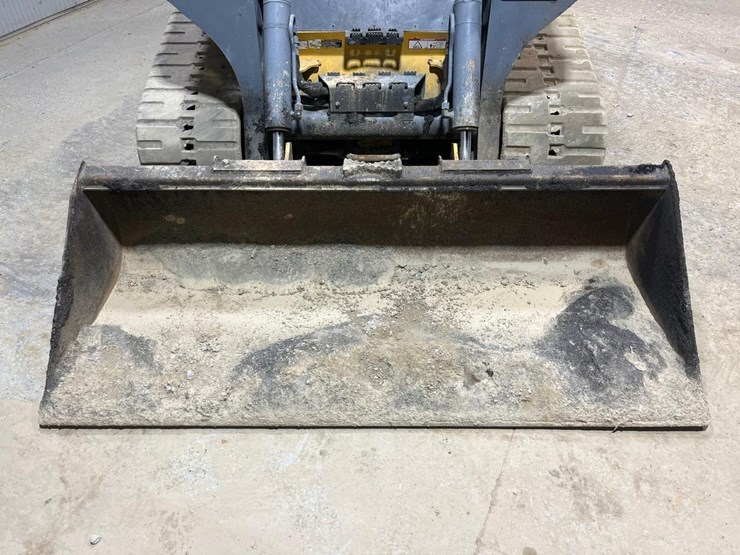 deere-333g-image-9