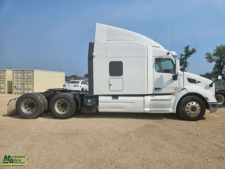 2019-peterbilt-579-image-5