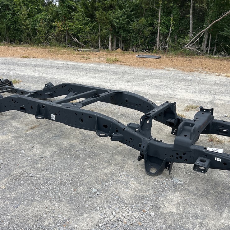 #95 • FORD TRUCK FRAME