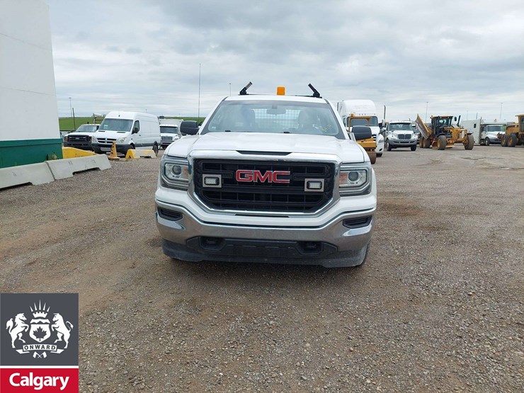 2017-gmc-sierra-1500-image-15