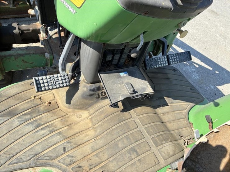 2001-john-deere-4300-image-17