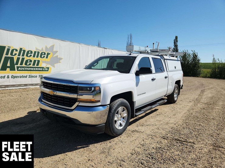 2018-chevrolet-silverado-1500-ls-image-1