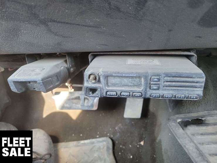 2006-gmc-sierra-3500-image-25