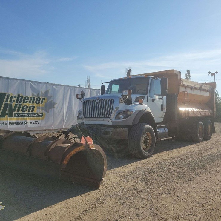 2009 INTERNATIONAL WORKSTAR 7600