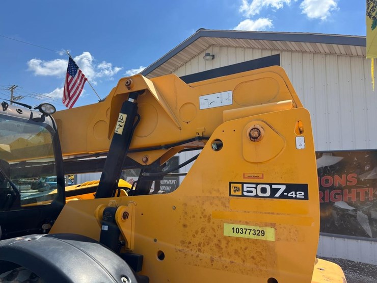 2015-jcb-507-42-image-16