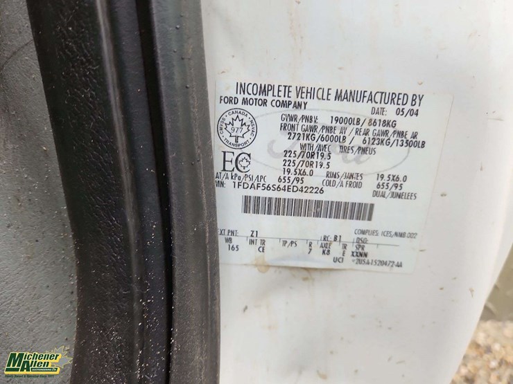 2004-ford-f550-image-7