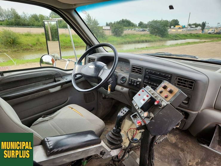 2008-ford-f750-image-13