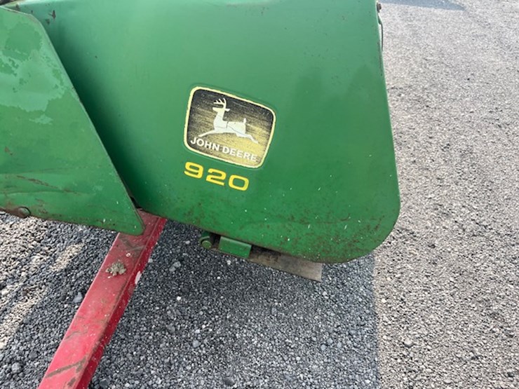 1992-john-deere-920-image-4