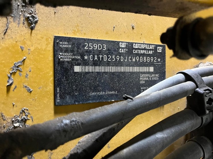 2021-caterpillar-259d3-image-35