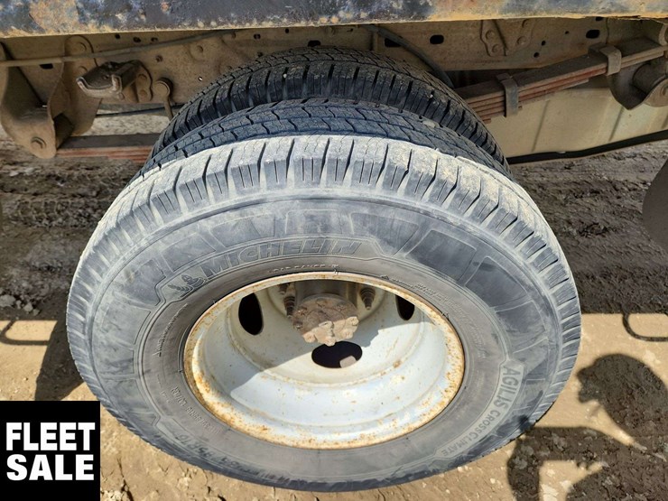 2004-ford-f350-image-24