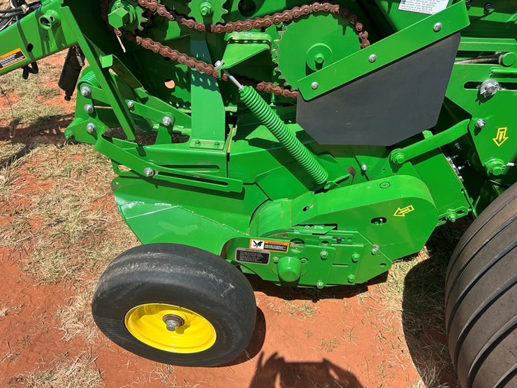 john-deere-460m-image-13