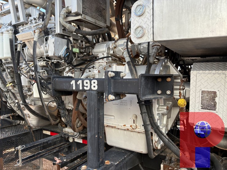 2012-cryogenic-vessel-alternatives-3-axle-15k-2,000-hp-double-pumper-trailer-image-5