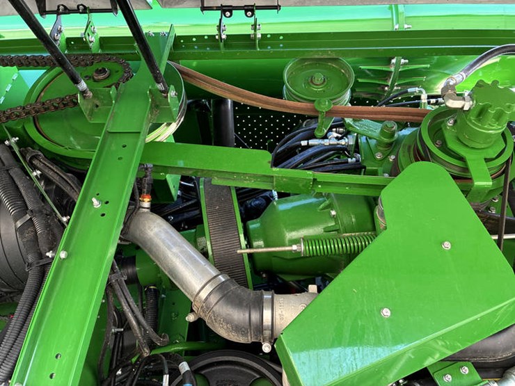 2024-john-deere-s790-image-54