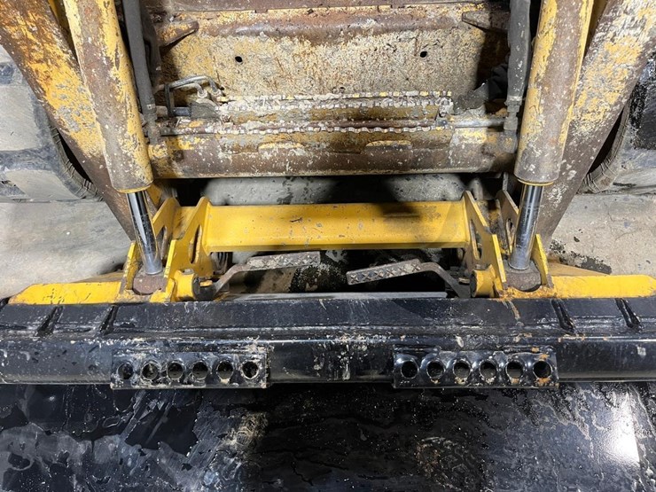 deere-ct322-image-10