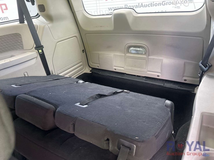 2016-dodge-caravan-image-17