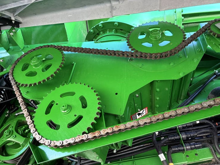 2024-john-deere-s790-image-48