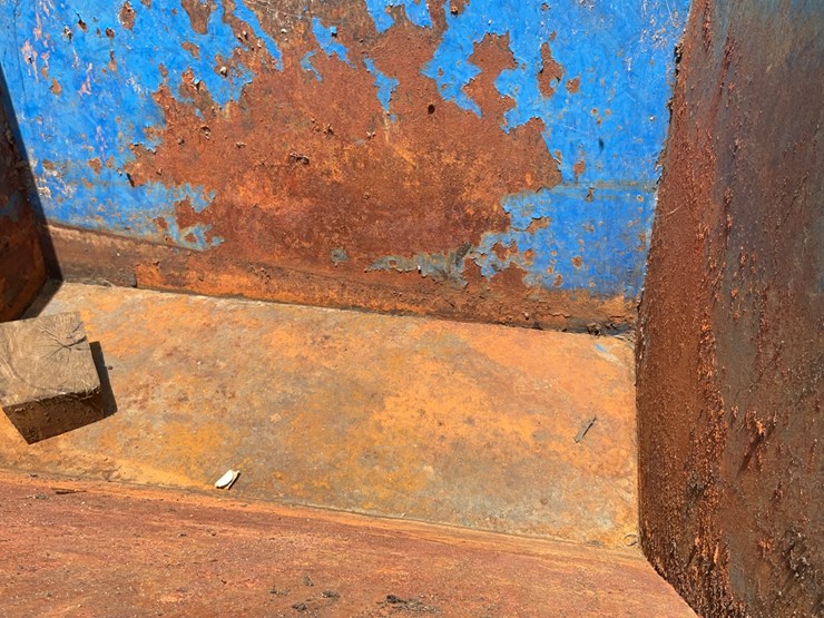 #130-•-self-dumping-hopper-image-5