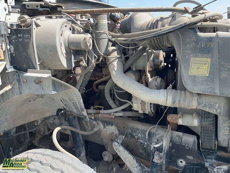 1997-ford-f800-image-26
