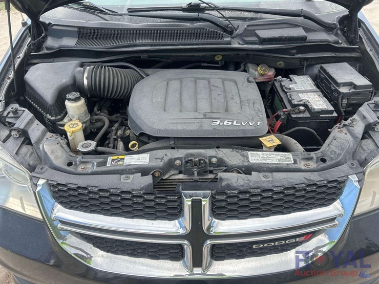 2016-dodge-caravan-image-12