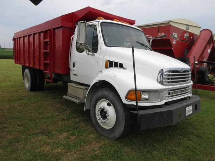 2001-sterling-acterra-image-1