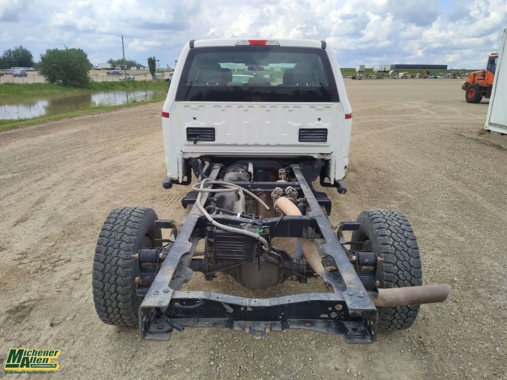 2019-ford-f350-image-21