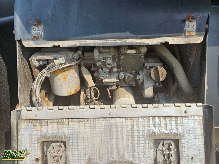 2019-peterbilt-579-image-40