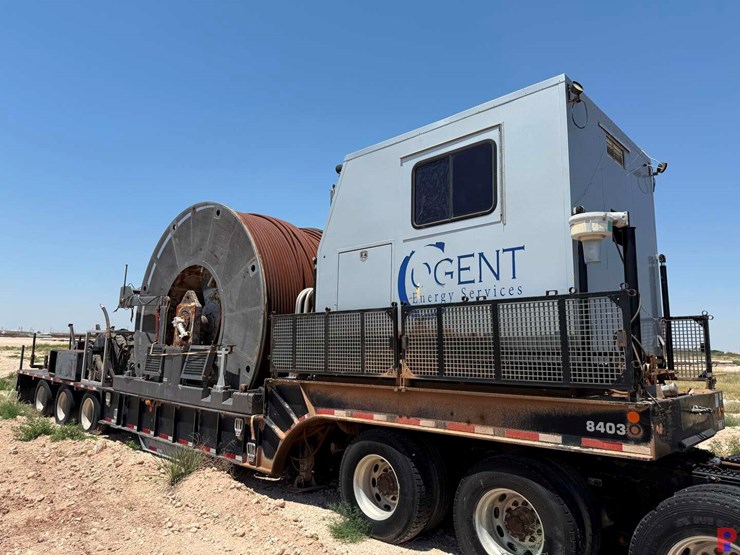 2012-total-equipment-and-service-15k-2”-4-axle-coil-tubing-trailer-image-1