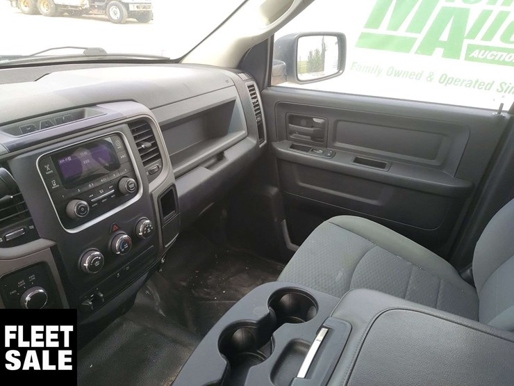2015-ram-tradesman-image-8