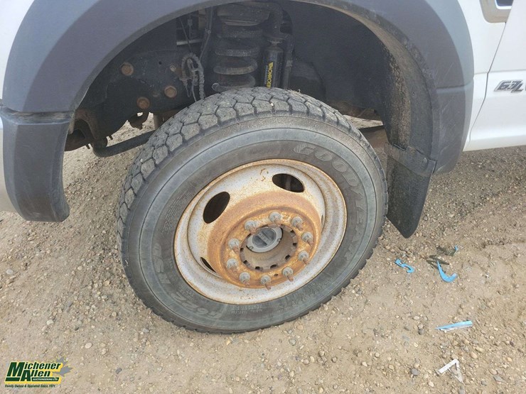 2018-ford-f550-image-23