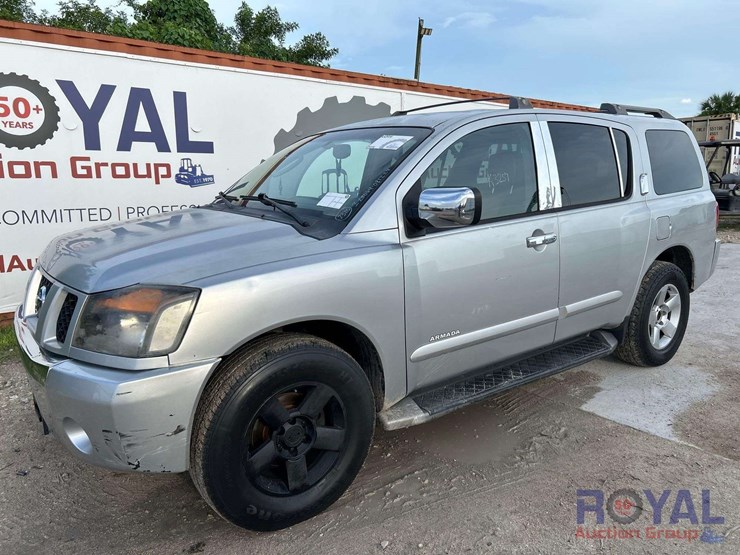 2004-nissan-armada-image-1