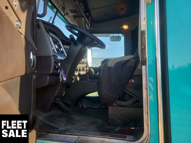 2014-kenworth-t660-image-6