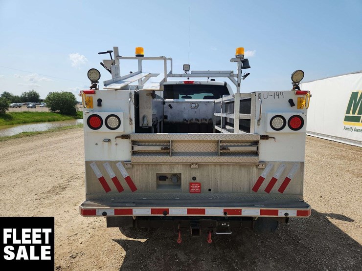 2020-ford-f350-image-21