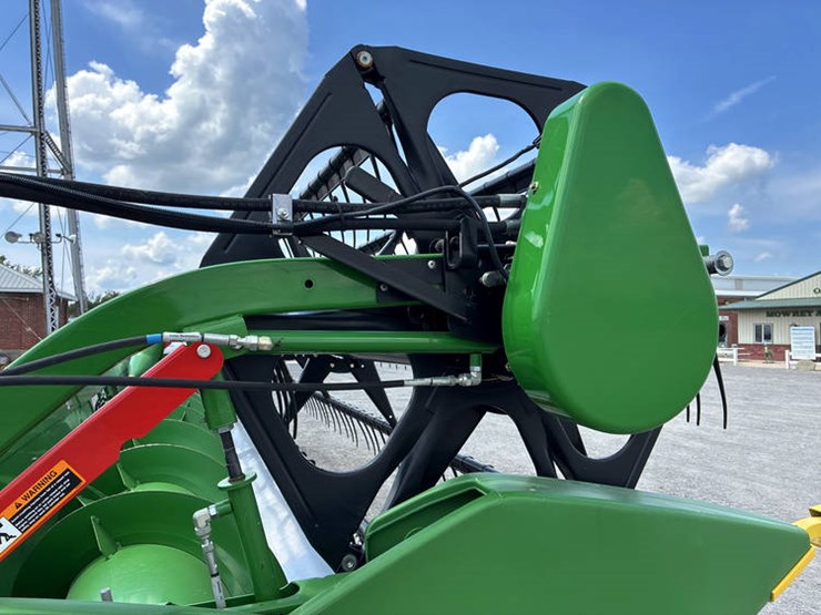 2016-john-deere-630f-image-43
