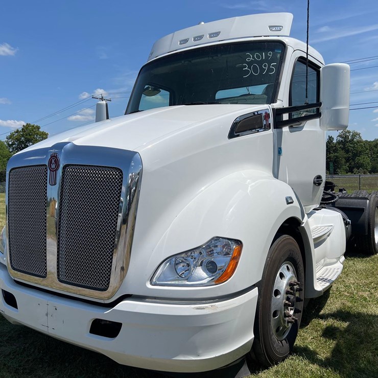 2019 KENWORTH T680