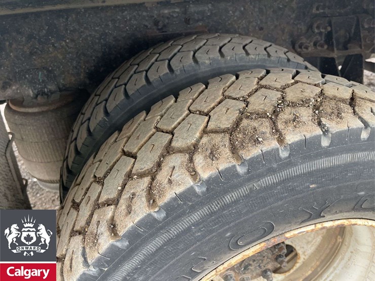 2012-international-durastar-4300-image-24
