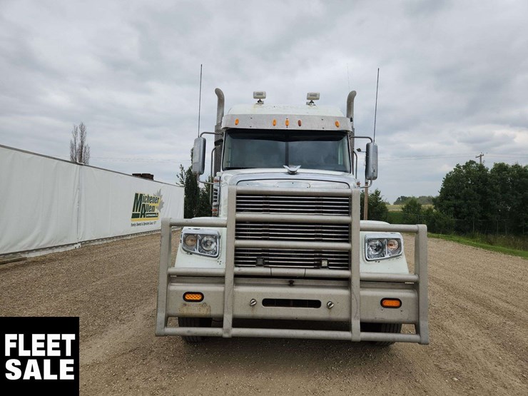 2012-freightliner-coronado-122-image-7